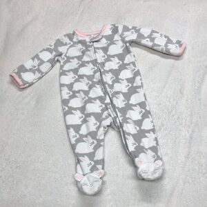 Carter’s EUC Gray & White Bunny Fleece Zip Up Footie 6M